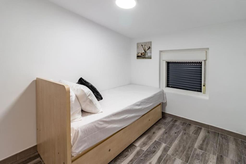 Casa Rural Con Piscina Privada, Barbacoa, Wifi Y Parking Incluido Vilovi de Onar Экстерьер фото